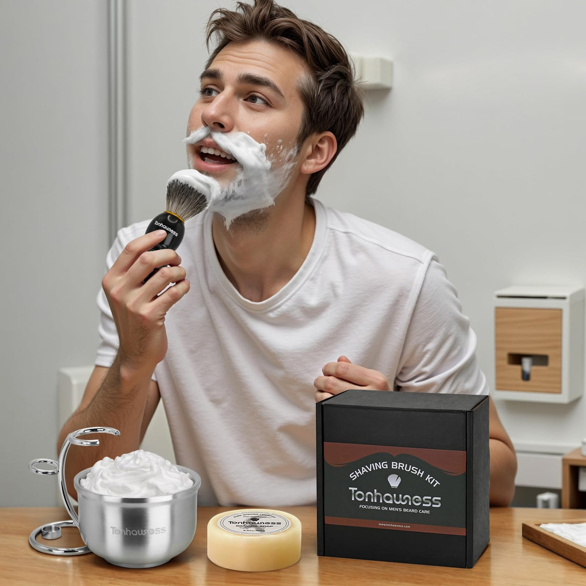Tonhawness 4-in-1 kit display shows a complete grooming setup for gifting
