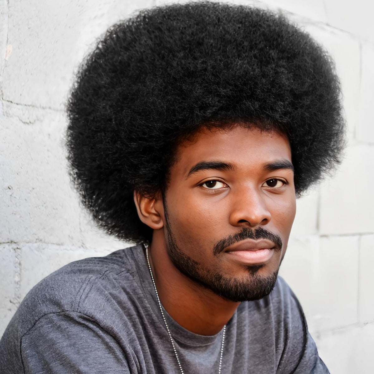 TOPHR Afro wig front view shows realistic short kinky curls for cosplay and party looks.