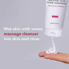 TOSOWOONG Deep pore cleansing action demonstrated with the cleanser