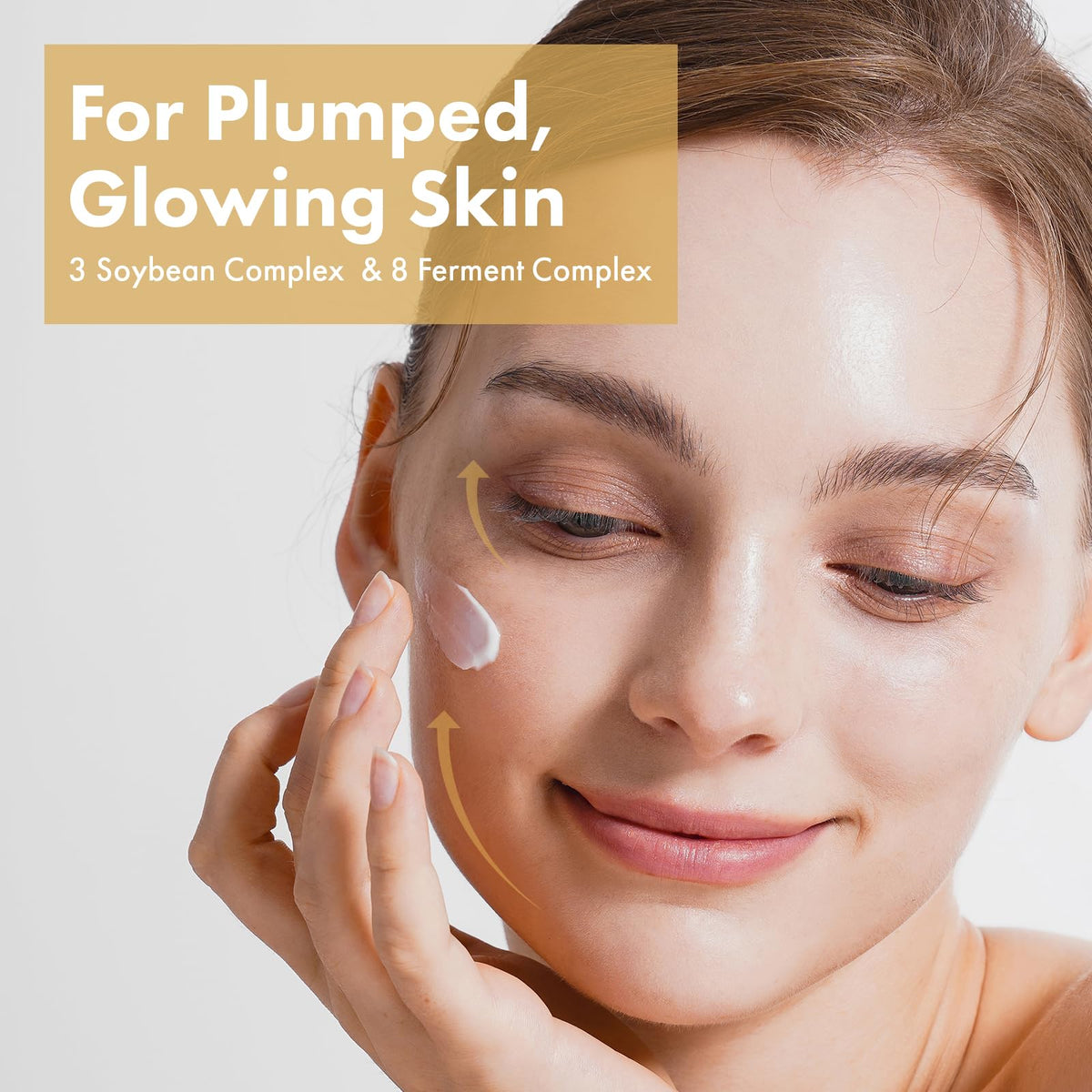 Tosowoong Glow Bean Face Cream texture swatch shows fast absorption for non-sticky skincare.
