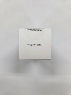 TOSOWOONG Skin texture close-up after serum, appearing smoother