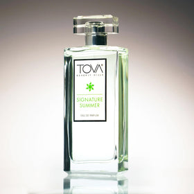 Top notes of bergamot and jasmine in Tova Signature Summer create brightness