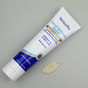 Label emphasizes fragrance-free and gentle formula for sensitive skin