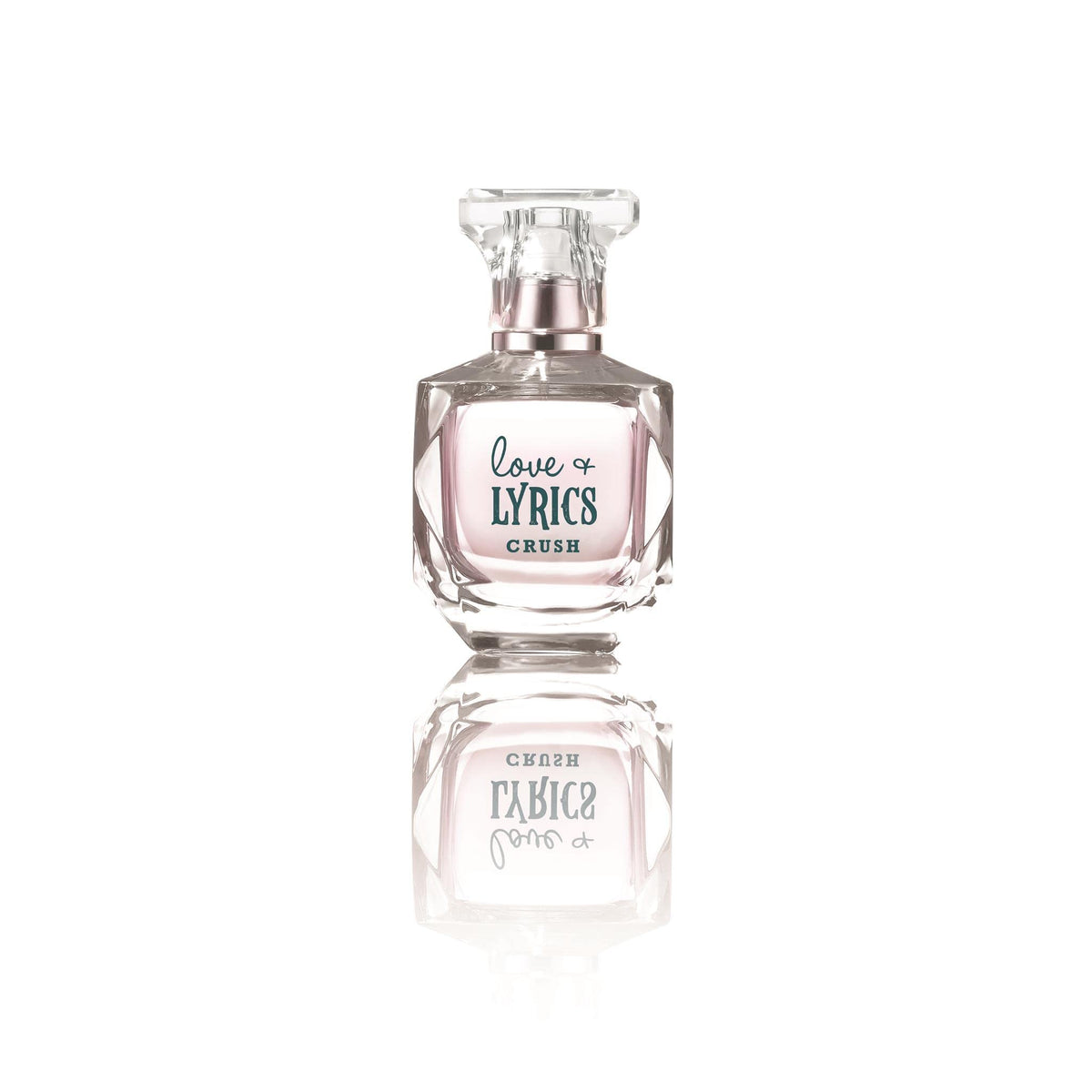 Tru Fragrance Beauty Love & Lyrics Crush spray application for quick, day-to-night refresh