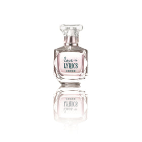 Tru Fragrance Beauty Love & Lyrics Crush spray application for quick, day-to-night refresh