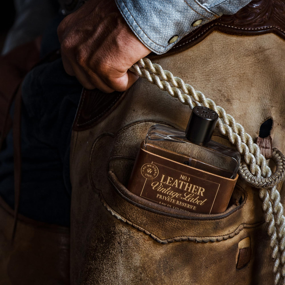 Tru Fragrance Leather No. 1 clementine note detail highlighting fresh, citrus-forward vibrancy.