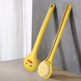Tuklye bath brush features mold-resistant materials for cleaner, safer routines.