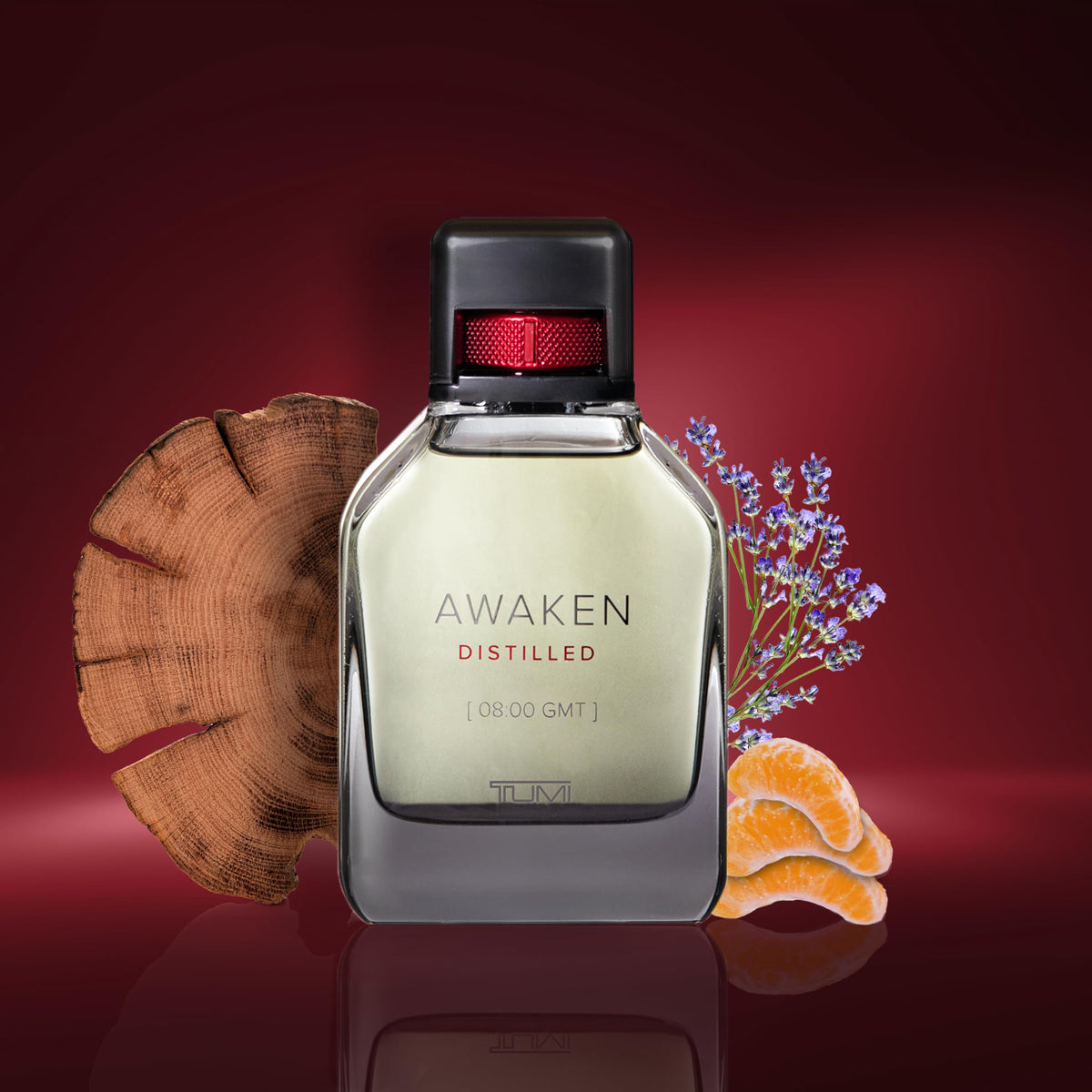 TUMI Awaken Distilled base notes with amberwood and cedarwood for lasting power.