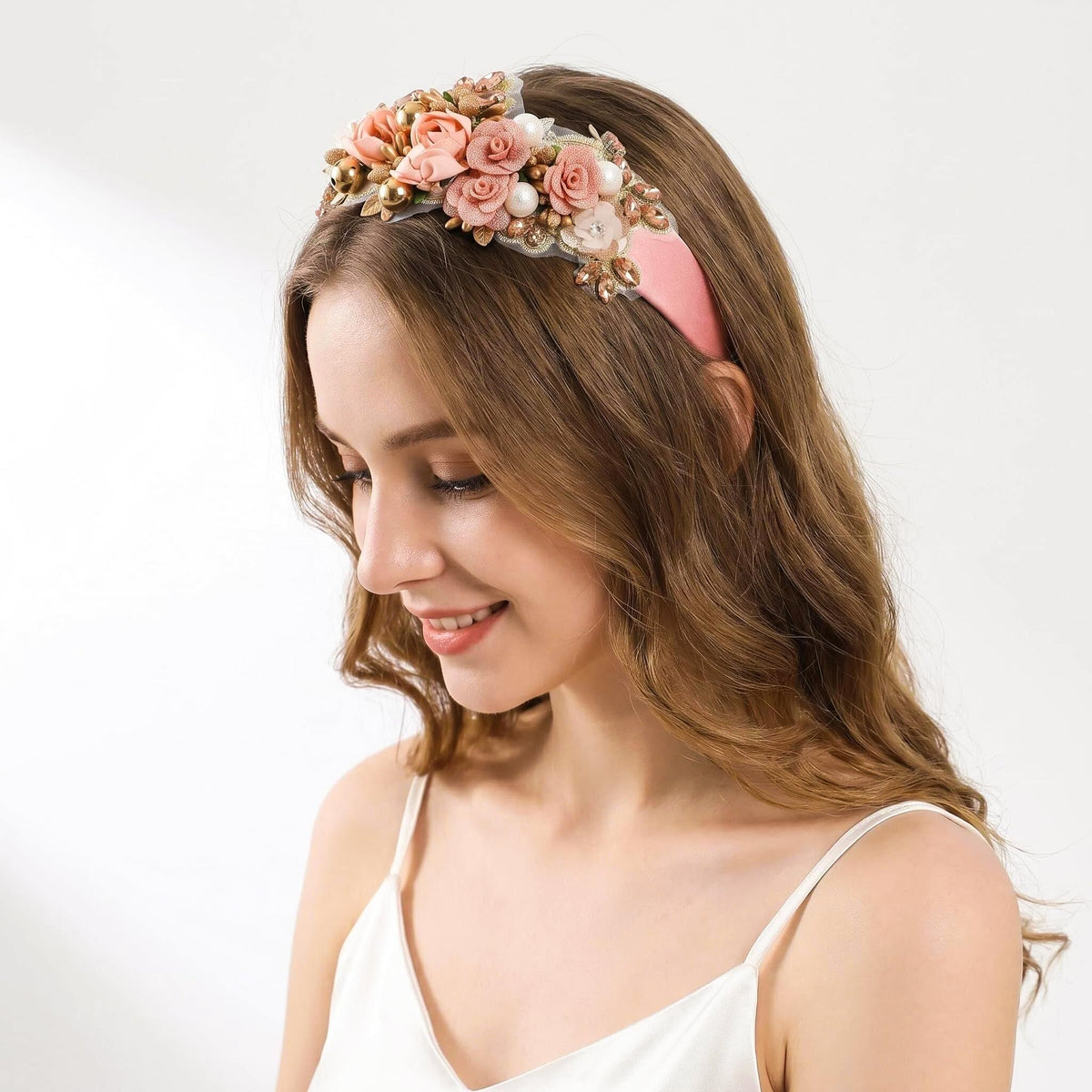TURTLEDOVE Baroque lace-detail headband in pink for romantic, elegant styling.