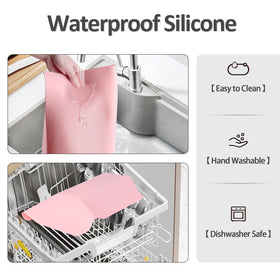 TWAKAP makeup mat easily cleaned with soap and water after use.