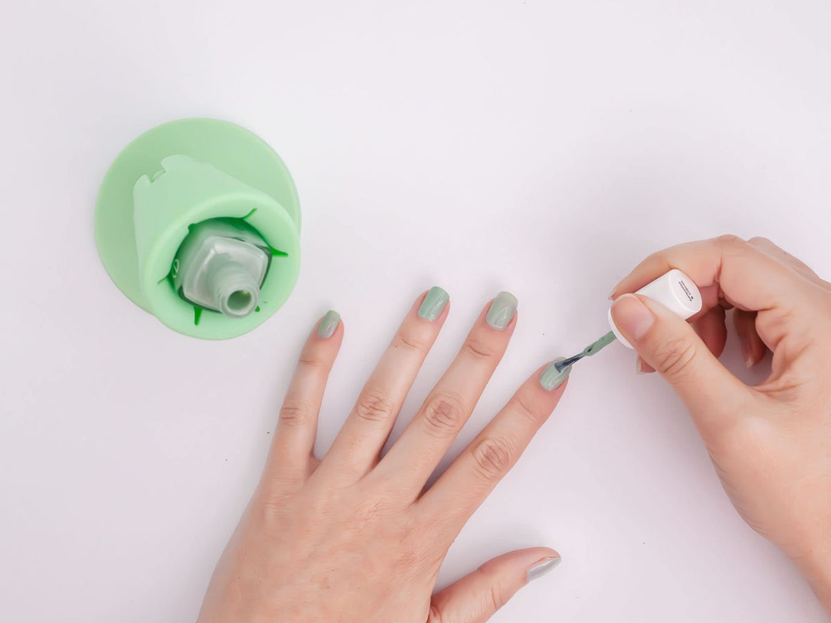 Tweexy Hinge adjustable hinge angle helps you access every drop.