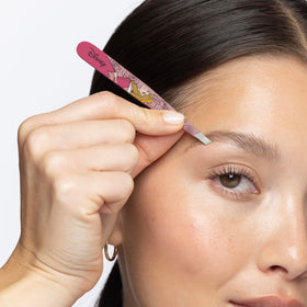 Tweezerman Aurora Slant Tweezer hand-filed tips ensure even grip.