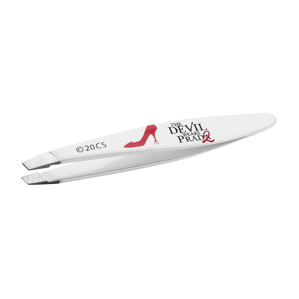 Tweezerman Devil Wears Prada 2 Mini Slant Tweezer tip closeup for precise root hair removal