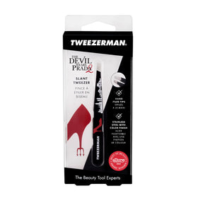 Tweezerman packaging highlights award-winning status.