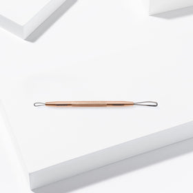 Tweezerman Rose Gold No Slip Tool easy to clean for hygiene.