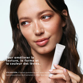 Close-up of U Beauty PLASMA Lip Compound gloss texture with natural shine.