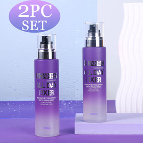 UCANBE matte finishing spray bottle demonstrating oil-control finish.