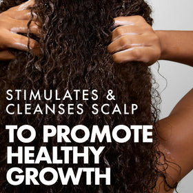 Umberto Giannini Grow Scrub texture; creamy scrub glides smoothly on the scalp.