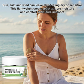Texture swirl of Umex moisturizer, rich hydration with light feel.