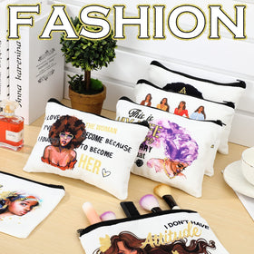 Umigy durable canvas toiletry pouches resist wear and tear.
