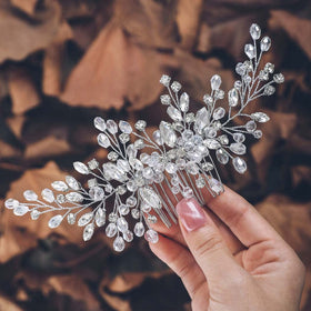 Unicra Silver Bride Hair Comb with crystals close-up for wedding sparkle
