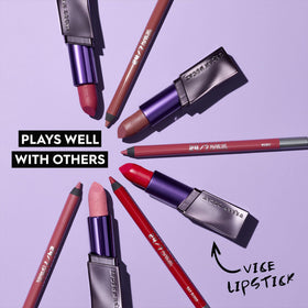 Anti-feathering feature of URBAN DECAY 24/7 Lip Pencil for crisp edges.