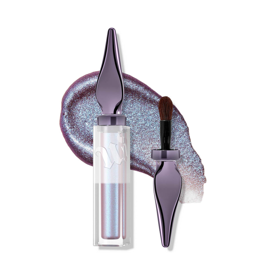 Urban Decay Glaze-On built-in brush close-up for precise application.