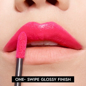 Urban Decay Vice Lip Bond transfer-proof test demonstrating smudge-proof wear.