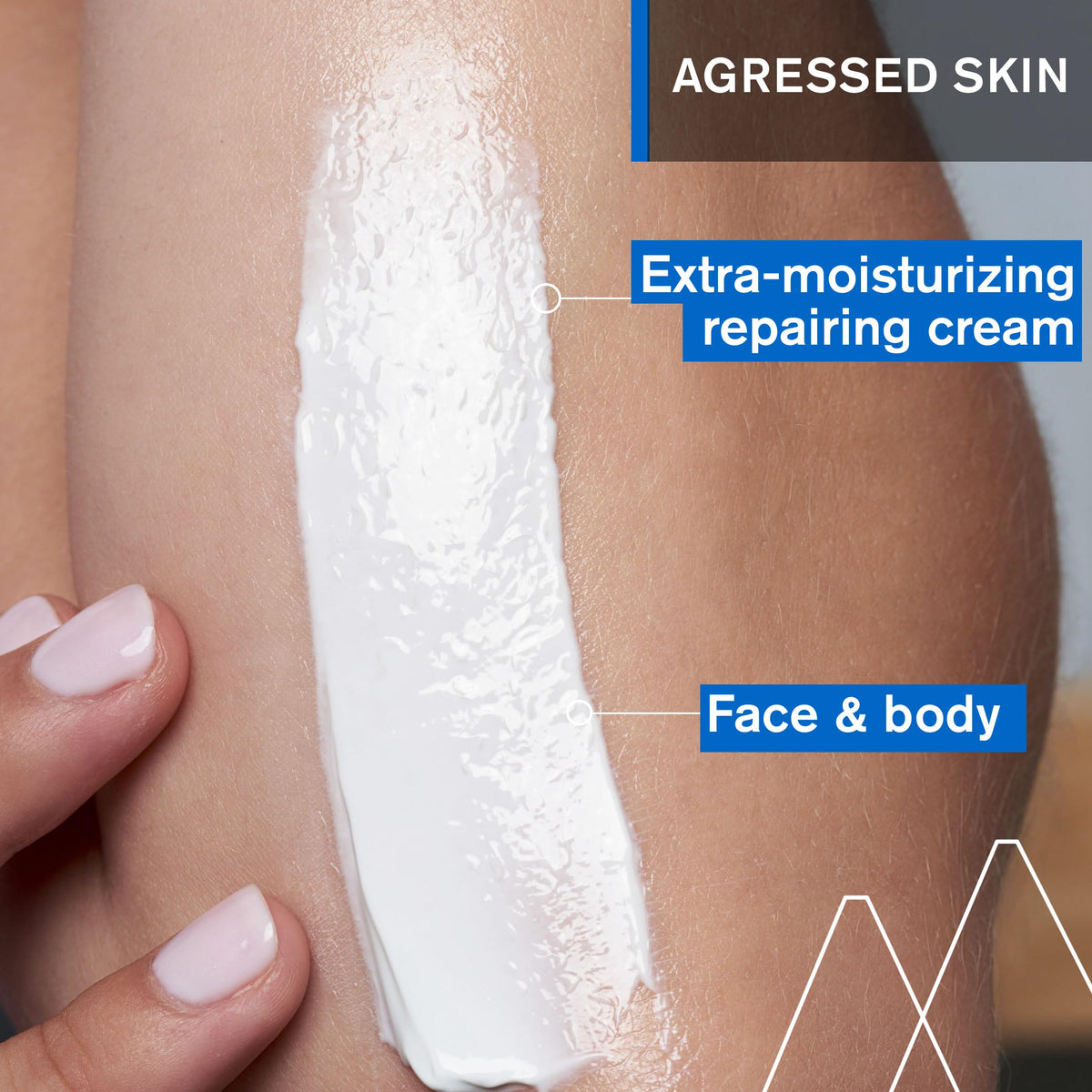 Uriage Bariéderm-CICA cream texture close-up showing rich, comforting formula.