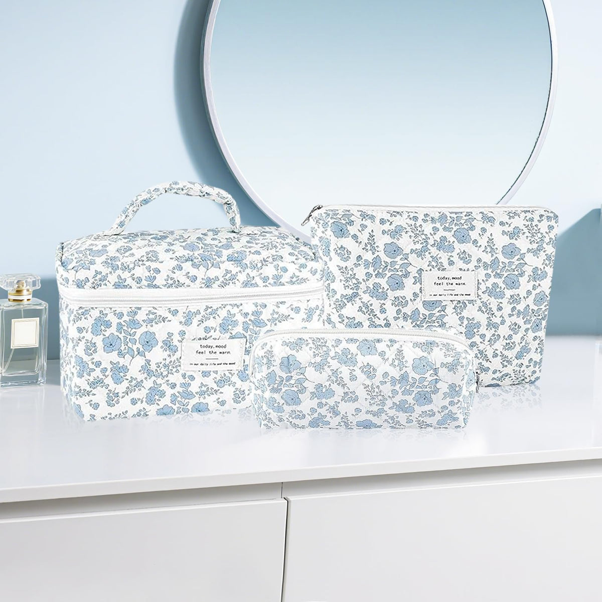 URSKYTOUS bow accent design adds a cute, on-trend touch