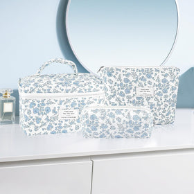 URSKYTOUS bow accent design adds a cute, on-trend touch