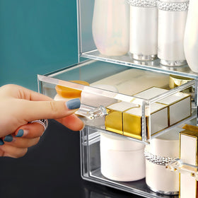 UShioart one-piece molded acrylic organizer resists moisture and dust
