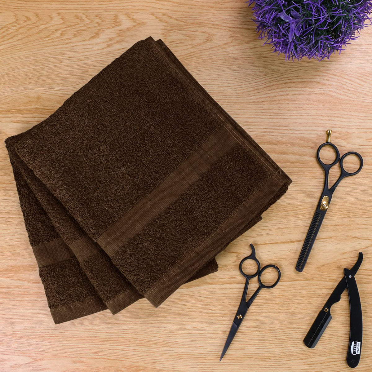 Utopia Towels 24-pack, ample supply for client transitions and gym use.