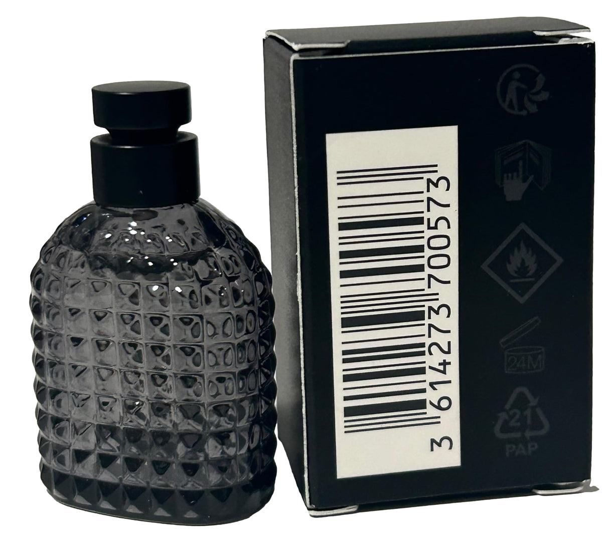Valentino Born in Roma Uomo packaging box mini for travel-friendly presentation