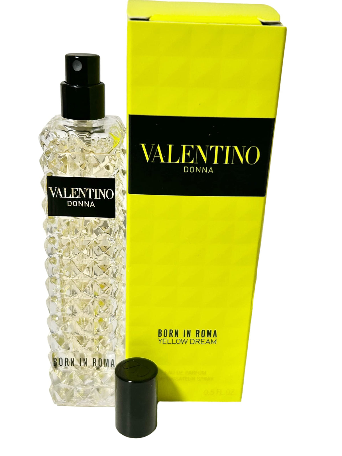 Valentino Donna Yellow Dream bottle close-up highlighting bright citrus notes for everyday elegance