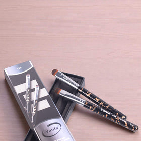 Vanfa nail art brush fine tip for precise detailing.