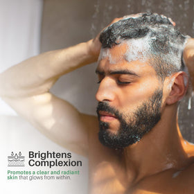 Vanidox Tea Tree Shampoo on dry scalp visual implying relief from itchiness.
