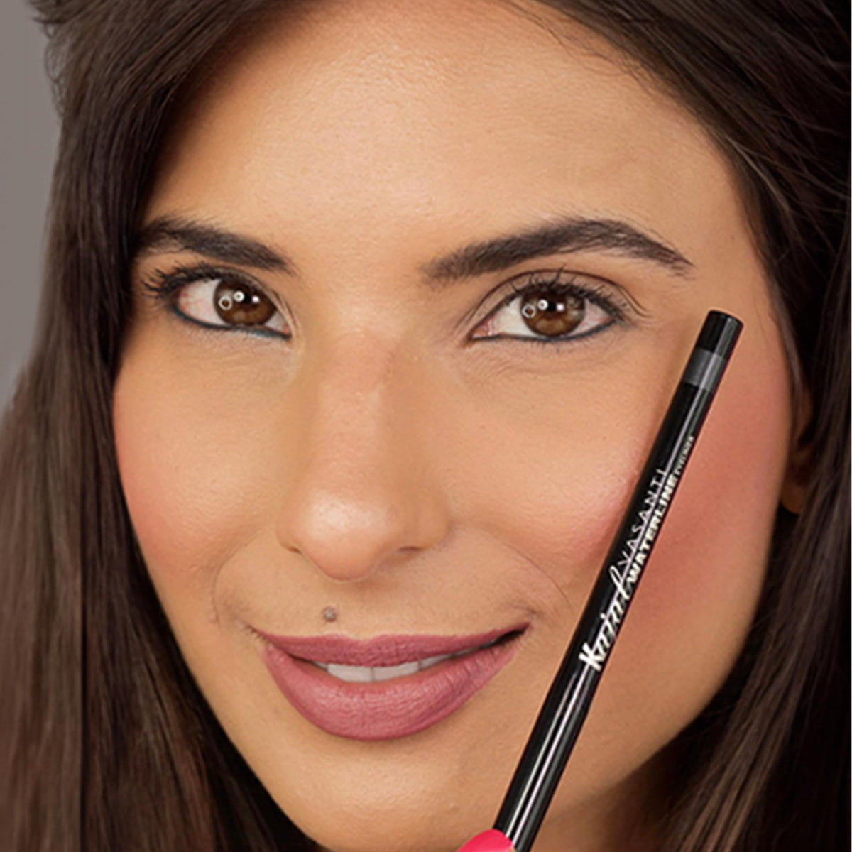 VASANTI Kajal Waterline pencil glide for precise one-stroke application.
