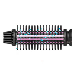 VAV dual heat settings tailor heat to your hair type.