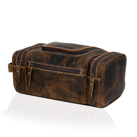 VC Vintage Couture leather toiletry bag large-capacity design fits full travel kit.