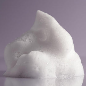 VEGAMOUR UPLIFT foam with clean ingredients for daily use.