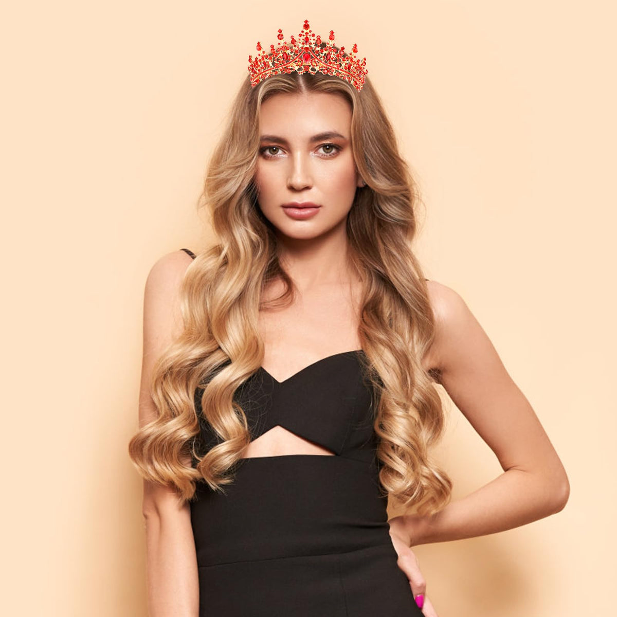 VELSCRUN crown serves as a charming photo prop for celebrations