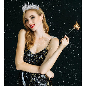 VELSCRUN packaging-ready tiara suitable for gifting or party favors.