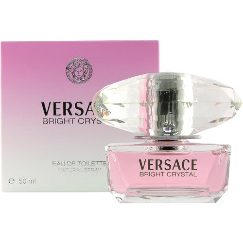 Versace Bright Crystal bottle in pink-tinted glass, ideal for daily wear.