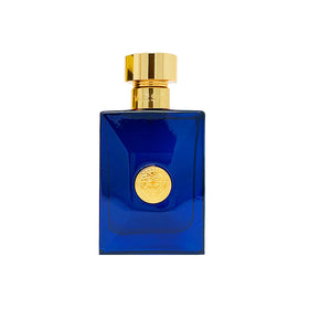 Versace Dylan Blue base notes featuring musk and incense for lasting appeal.