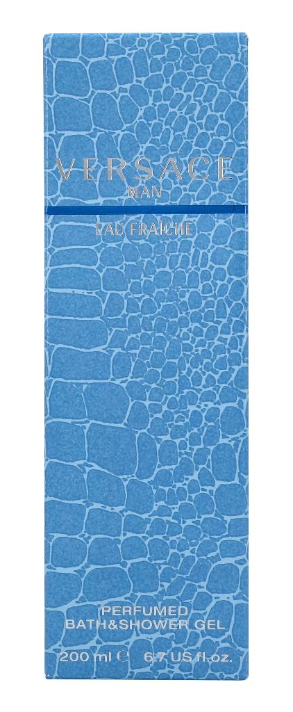 Versace Man Eau Fraiche foam lather demonstrates cleansing action