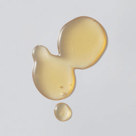 Versed Weekend Glow serum pump action for quick, lightweight application.