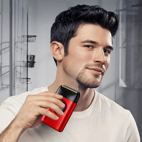 VGR 377 Type-C charger enables quick recharging on the go