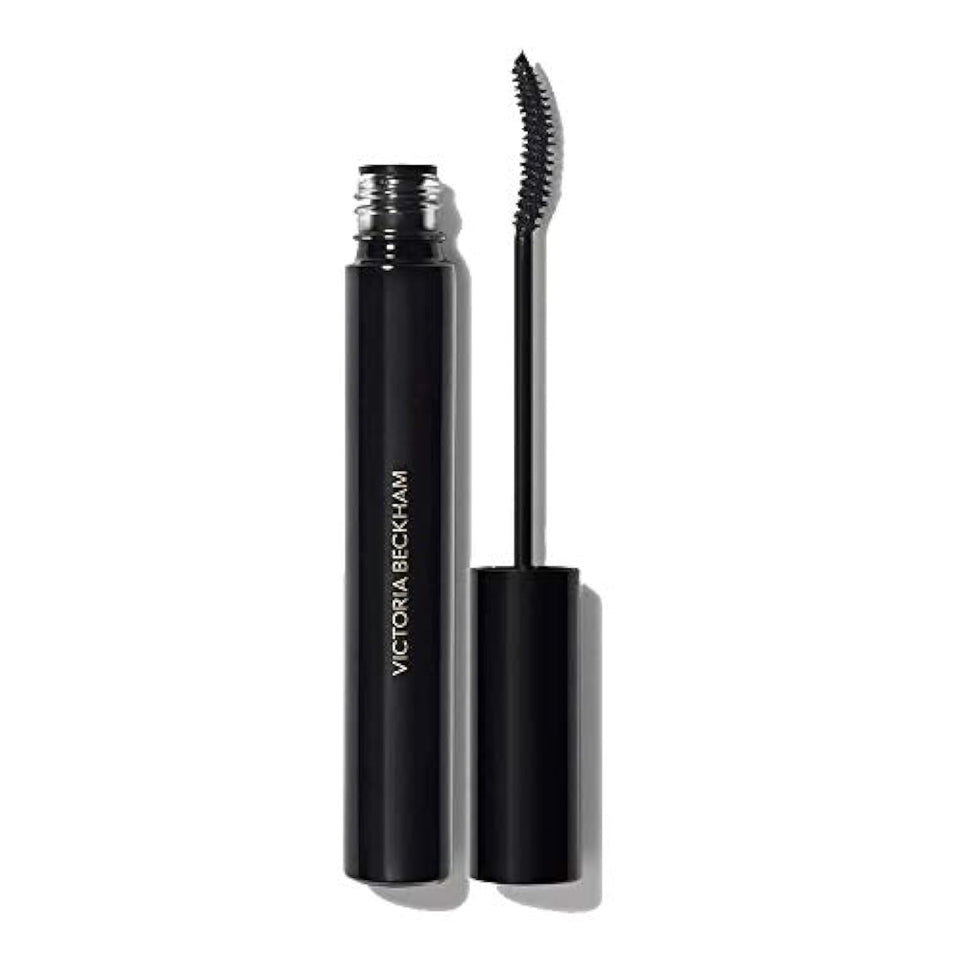 Victoria Beckham Future Lash bottle close-up highlighting all-day lift and definition.