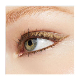 Victoria Beckham Satin Kajal Bronze application on upper and lower lash lines